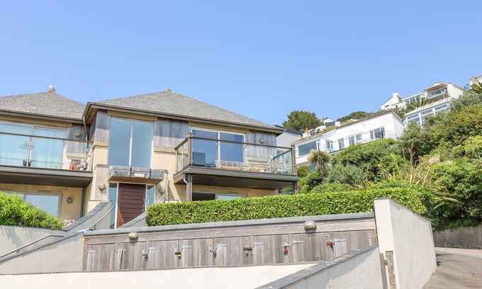 Downderry Cottage | ROCK POOL, family friendly, country holiday cottage in Downderry