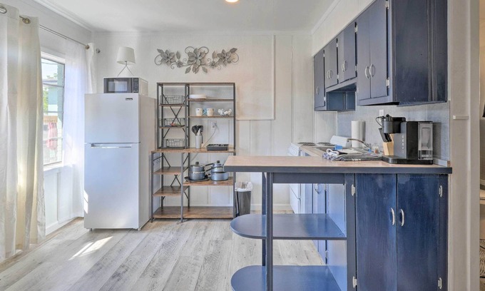 Rockaway Beach Apartment | Rockaway Beach Studio ~ 11 Mi to The Strip!
