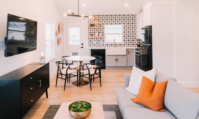 Rockwall House | Rockwall Surf Shack - Downtown Rockwall