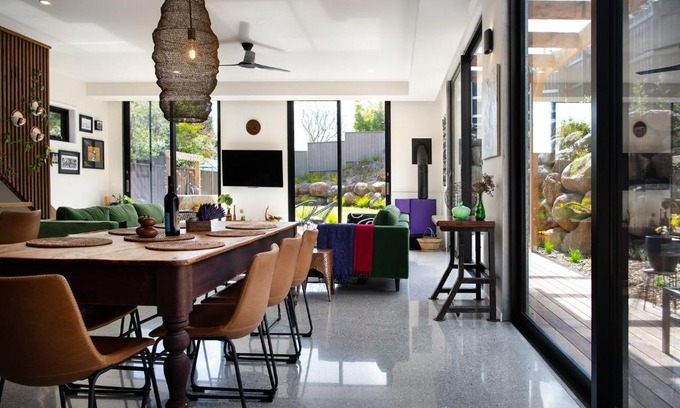 Daylesford House | Rocky Hollow