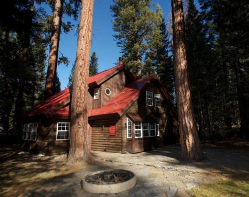 McCall House | Rocky Shore Escape by Casago McCall - Donerightmanagement