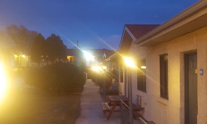 Central Colorado Springs Hotel | Rodeway Inn & Suites