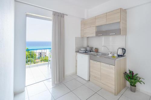 Polichrono Apartment | Roditsa Patritsia Apartments