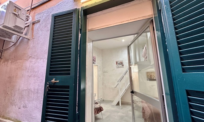 Naples House | Roila House