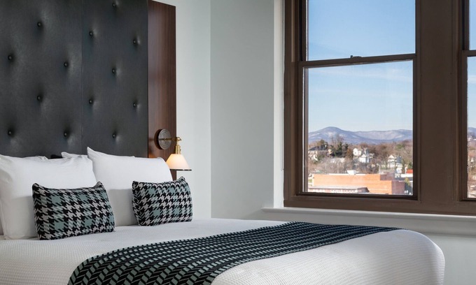 Roanoke Hotel | Roll-in Shower, ADA Design, Boutique Hotel in Heart of Downtown Roanoke