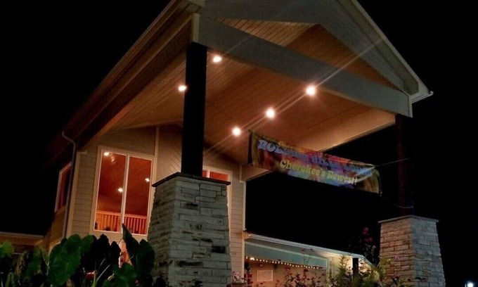 Cherokee Hotel | Rolling Hills Lodge