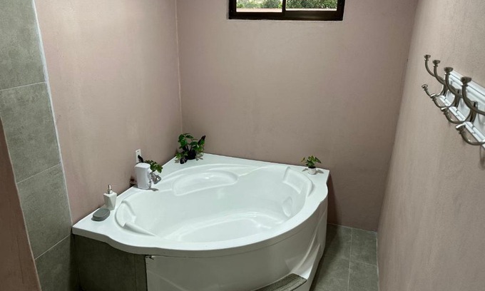 Pital Apartment | Romántico Apartamento con Tina