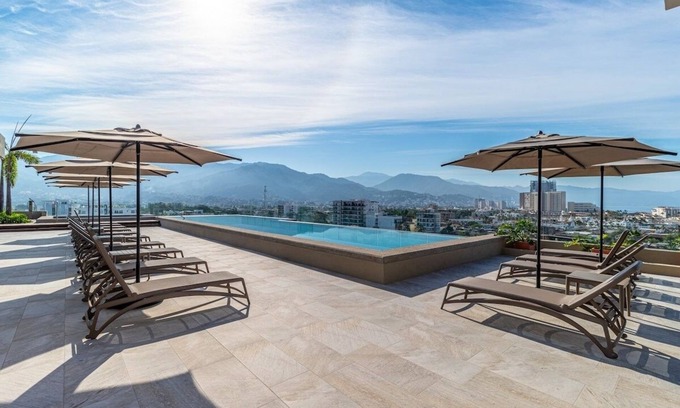 Diaz Ordaz Apartment | Roma Encore 2BD withTerrace in Beautiful Versalles
