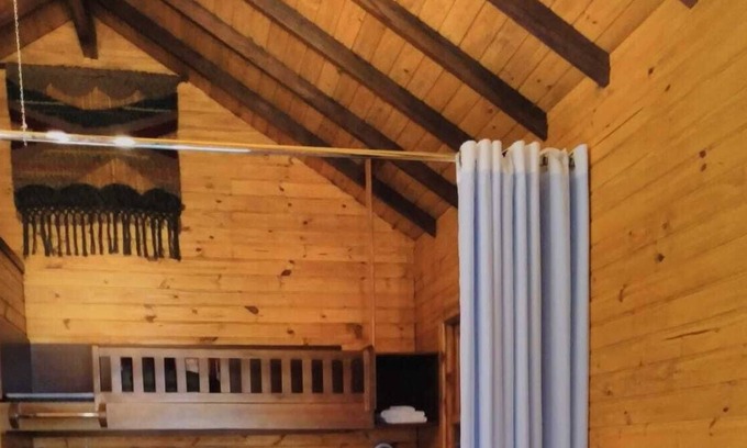 Canela Cabin | Romance cabin with fireplace and TV