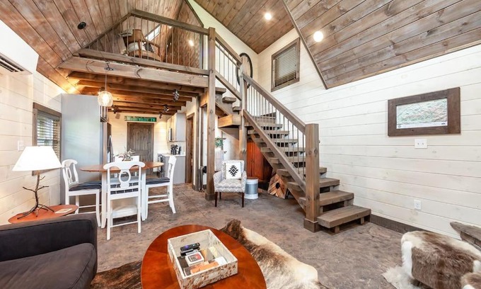 Wears Valley House | Romantic A-frame Private HotTub Firepit NearGSMNP