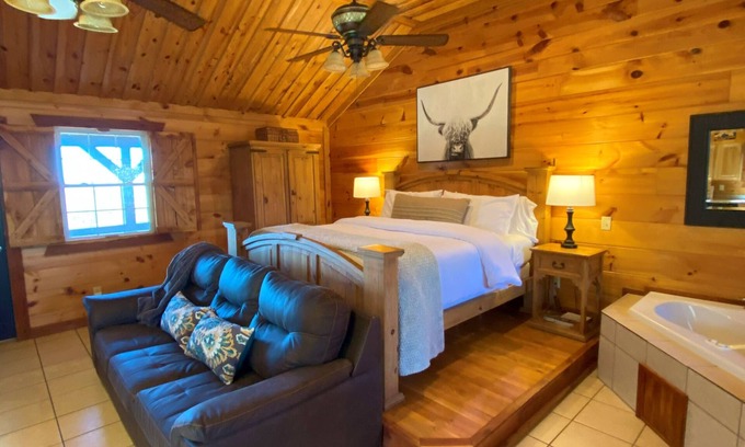 Mena Cabin | Romantic Cabin with Jacuzzi Tub. Ride-in Access to Wolf Pen Gap ATV trails