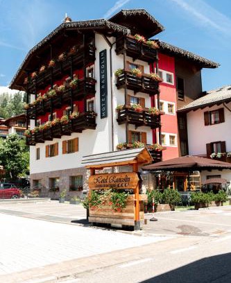 Moena Hotel | Romantic Charming Hotel Rancolin