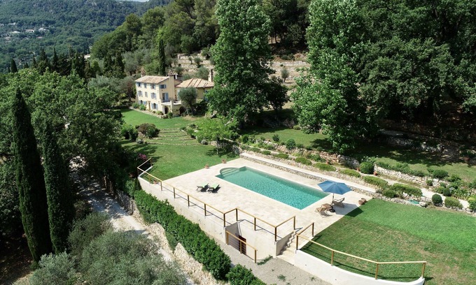 Cabris Villa | Romantic French Farmhouse with Panoramic Views 12