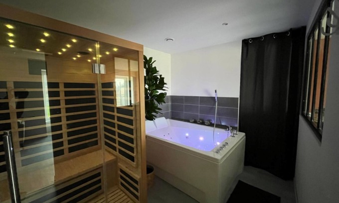 Plerguer House | Romantic gite in sensual, relaxing surroundings