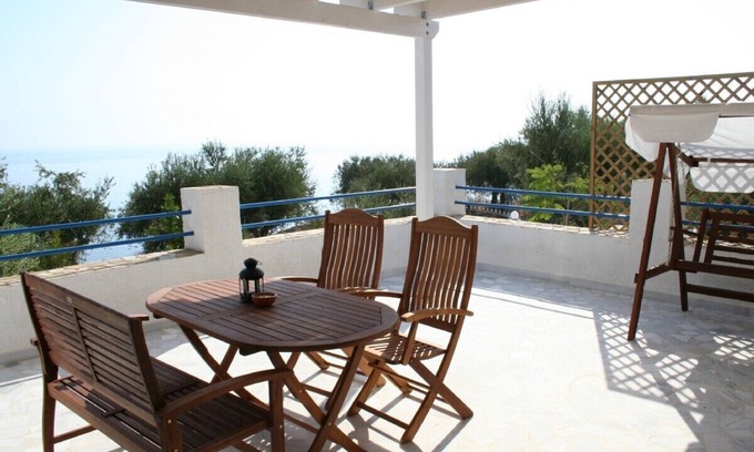 Pylos-Nestoras House | Romantic house above the sea with charming view