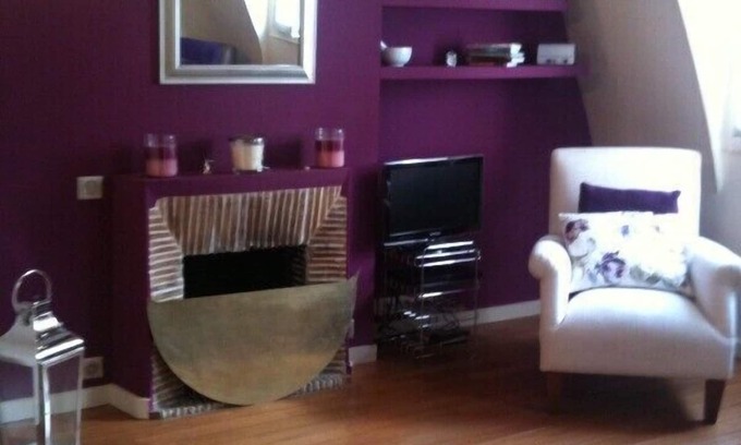 Les Iles Apartment | Romantic Paris apartment, large 1 bedroom on the chic Ile Saint Louis