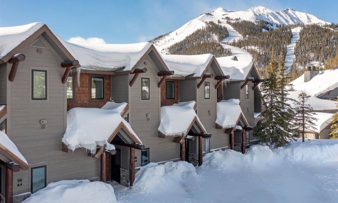 Saddle Ridge House | Romantic Saddle Ridge- Ski-in/out w/2 King Suites, 2 Fireplaces, Hot Tub, Views