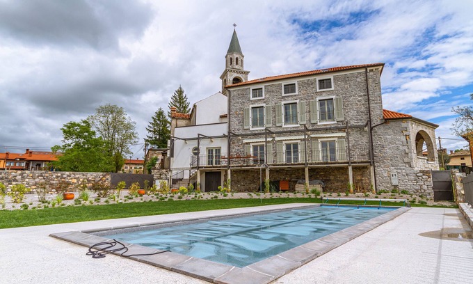 Miren-Kostanjevica Villa | Romantic Private Villa with Pool and Stunning Views
