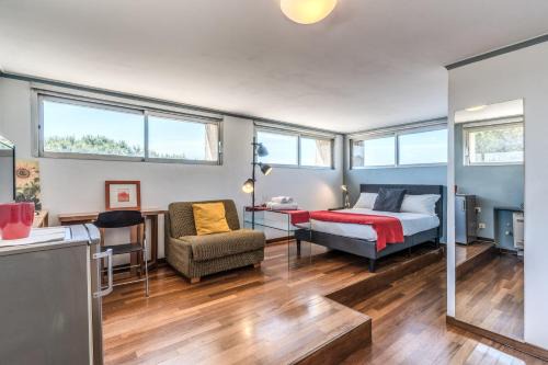 Quartiere XIII Aurelio Apartment | Romantic Vatican Attic Villa Pamphili