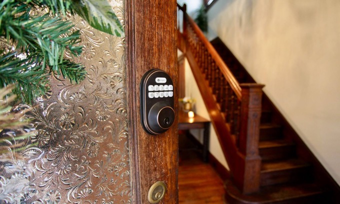 Chillicothe House | Romantic Victorian steps from Downtown Chillicothe