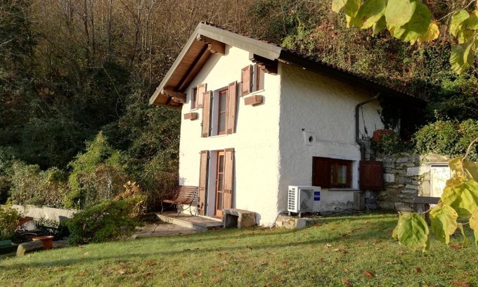 Belgirate House | Romantica casetta nel verde con vista sul lago