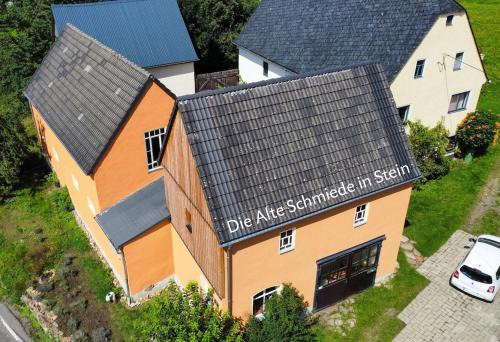 Stein Apartment | Romantische und museal eingerichtete Ferienwohnung