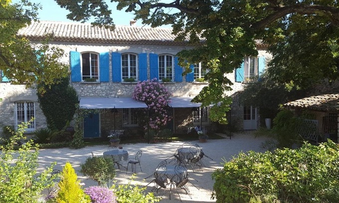 Fontaine-de-Vaucluse Apartment | ROMARIN * - 4 PERSON APARTMENT (WITH TERRACE)