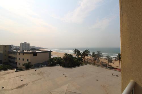 Margate Beach Apartment | Rondevoux 18