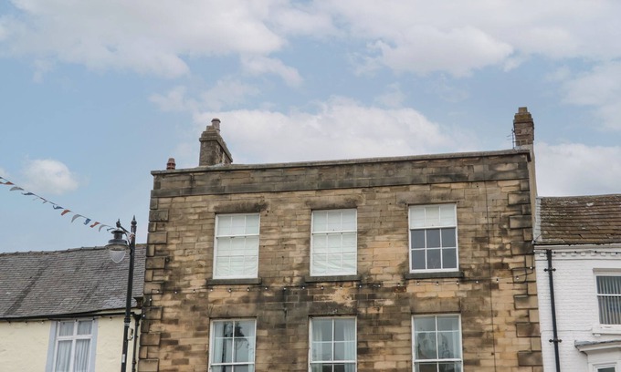 Barnard Castle House | RONNIE'S ROOST, pet friendly in Barnard Castle