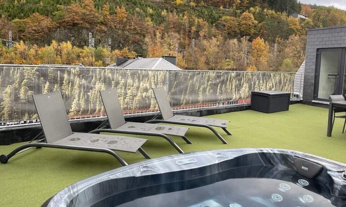 Trois-Ponts Apartment | Rooftop Blu & Jacuzzi 5pers
