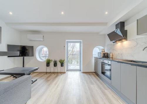Saint Clair Apartment | Rooftop d'exception, vue Rhône, 6 personnes, Caluire