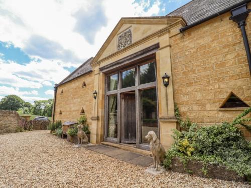 Broadway House | Rookery Hall