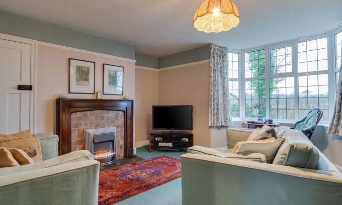 Warkworth House | Rookery Nook - Two Bedroom House, Sleeps 5