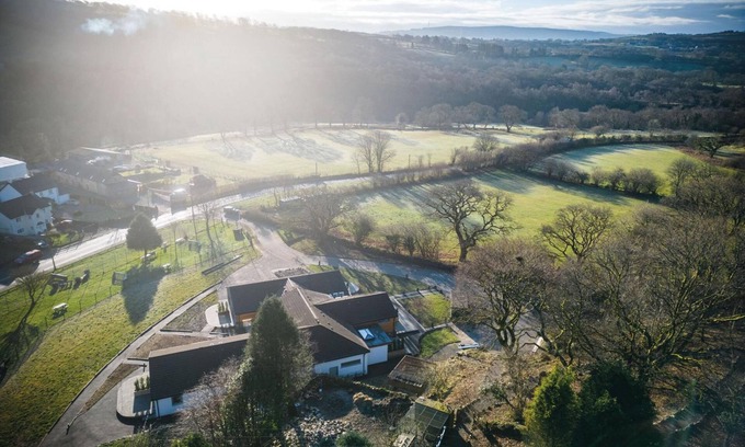 Pen-y-cae Apartment | Room 12 - The Sleeping Giant - Pen Y Cae Inn