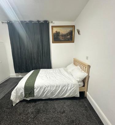 Nottingham Apartment | Room 3 NG3 2AZ