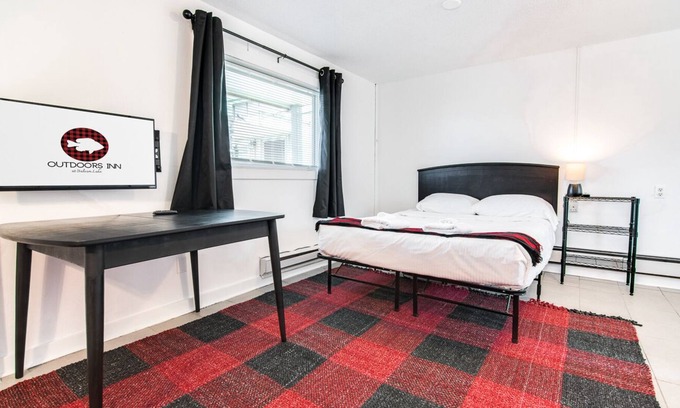 Balsam Lake Apartment | Room 7 Boutique Hotel Balsam Lake, WI