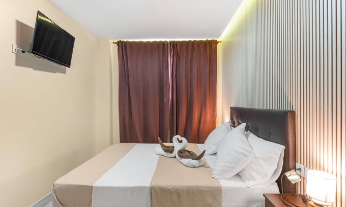 Torrevieja Apartment | Room '7A 6' with Wi-Fi and Air Conditioning