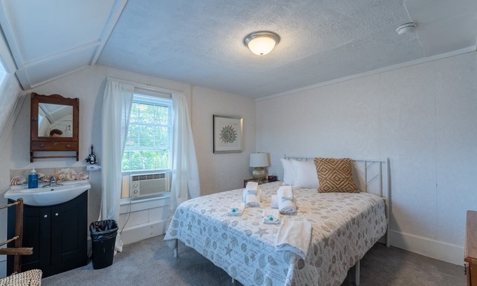 Weirs Beach House | Room 9 (3rd Floor with Shared Bath)