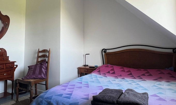 Plozevet Bed & Breakfast | Room B Penn Ar Bed $ Breakfast