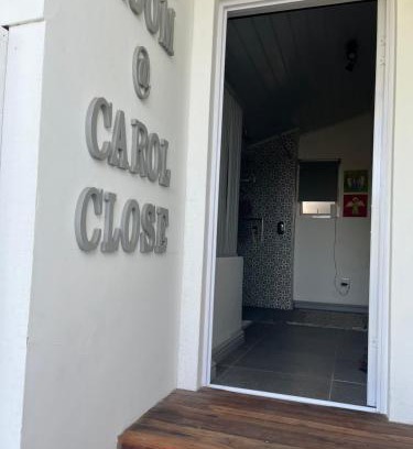 Bellville Bed & Breakfast | Room @carol close