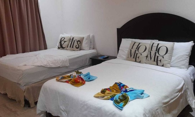 Dixon Cove Villa | Room for 4 people with access to private beach
