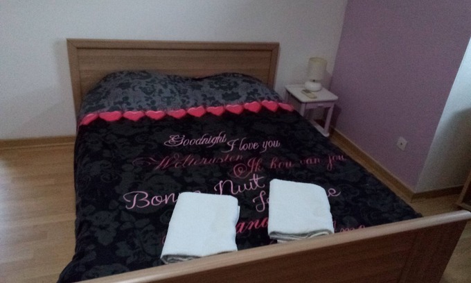 Etalondes Bed & Breakfast | Room in a detached house with terrace and garden.