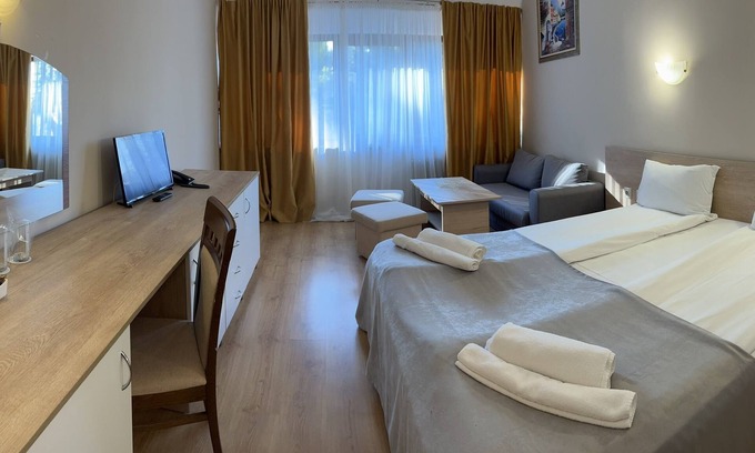 Borovets Bed & Breakfast | Room in B&B - Hotel Moura Double Room N5168
