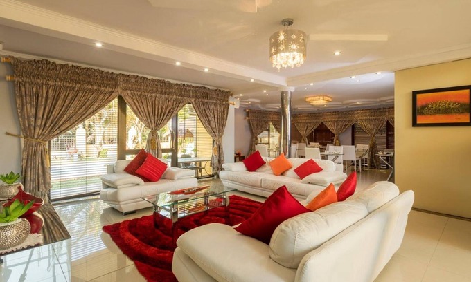 Ballito House | Room in Guest Room - Ezulwini Guest House - Queen Room With Balcony, Pool View & Jacuzzi in Balito