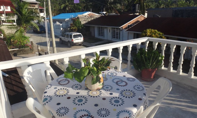 San Andres House | Room in Guest Room - Green Sea Inn Villa Helen Kilometer 4 Circunvalar