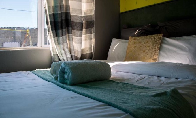 Cape Town House | Room in Guest Room - Relaxing Guest House in the Heart of Ndabeni