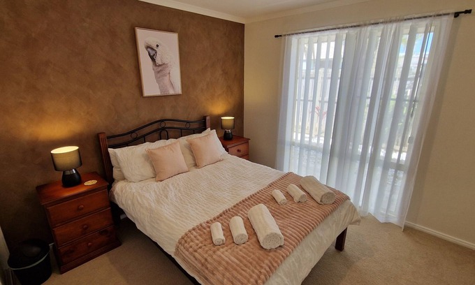 Urraween House | Room in shared house 3