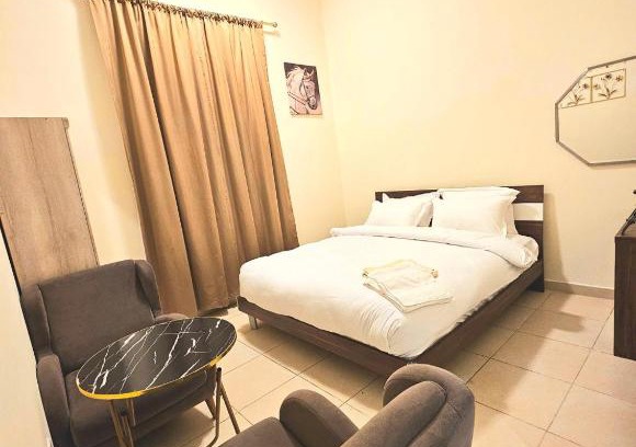 Jumeira 1 Apartment | Room near to Lamer Beach Jumeirah one walk distance oima leasing property