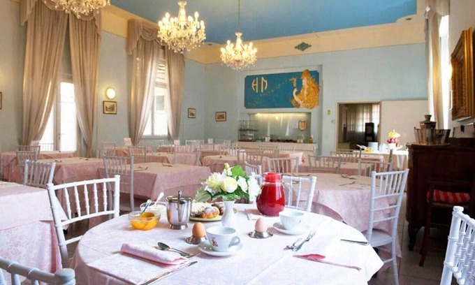 Viareggio House | Room-viareggio Rooms Facing the sea