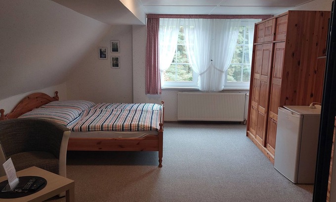 Roggentin Apartment | Room Waldblick - Fischerhaus Pension